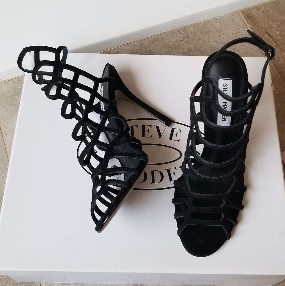 Steve Madden Slithur Black Size 8